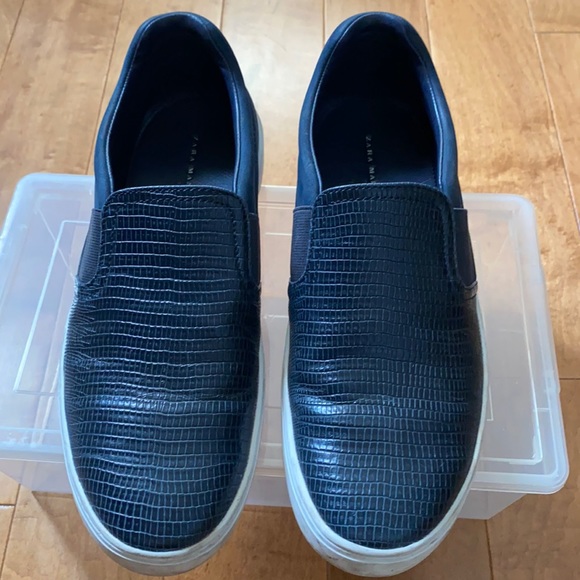 Zara Other - Zara Men’s Slip-On Shoes Sz 10 (US)/ 43(EU)